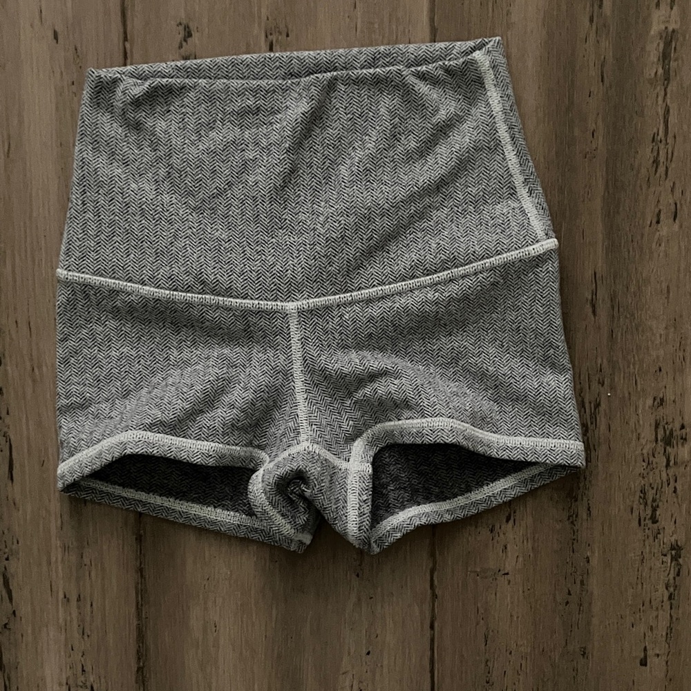 lululemon athletica Gray Women's High Waist Foldover Work Out Shorts XS